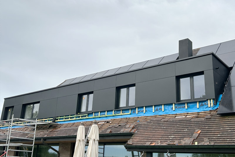 Dakkapel met Trespa gevelbekleding in Mater