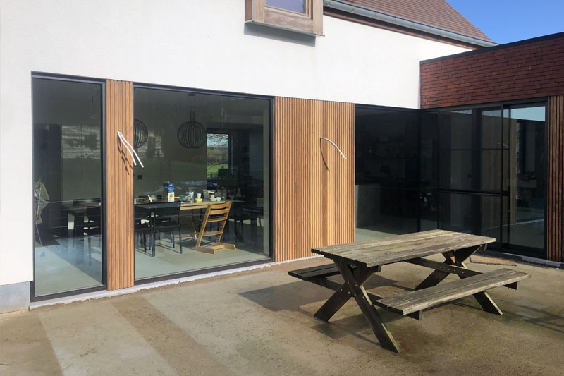 Afrormosia gevelbekleding in Wortegem